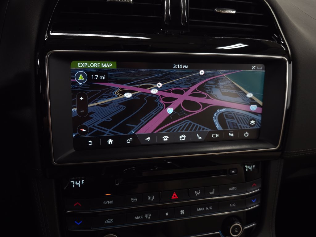 Used 2020 Jaguar F-PACE Prestige AWD/4WD image 27