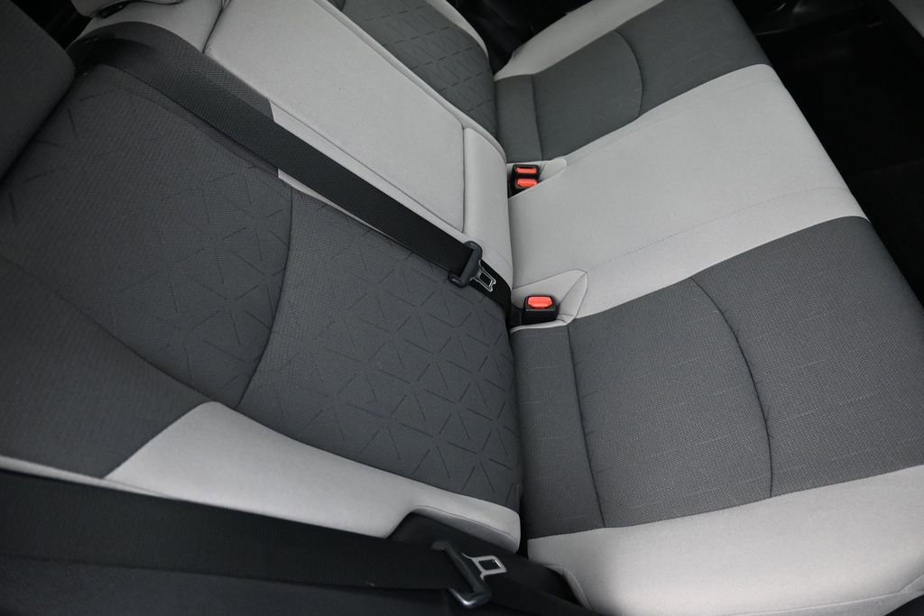 Used 2019 Toyota RAV4 XLE w/ Carpet Mat Package AWD/4WD image 22