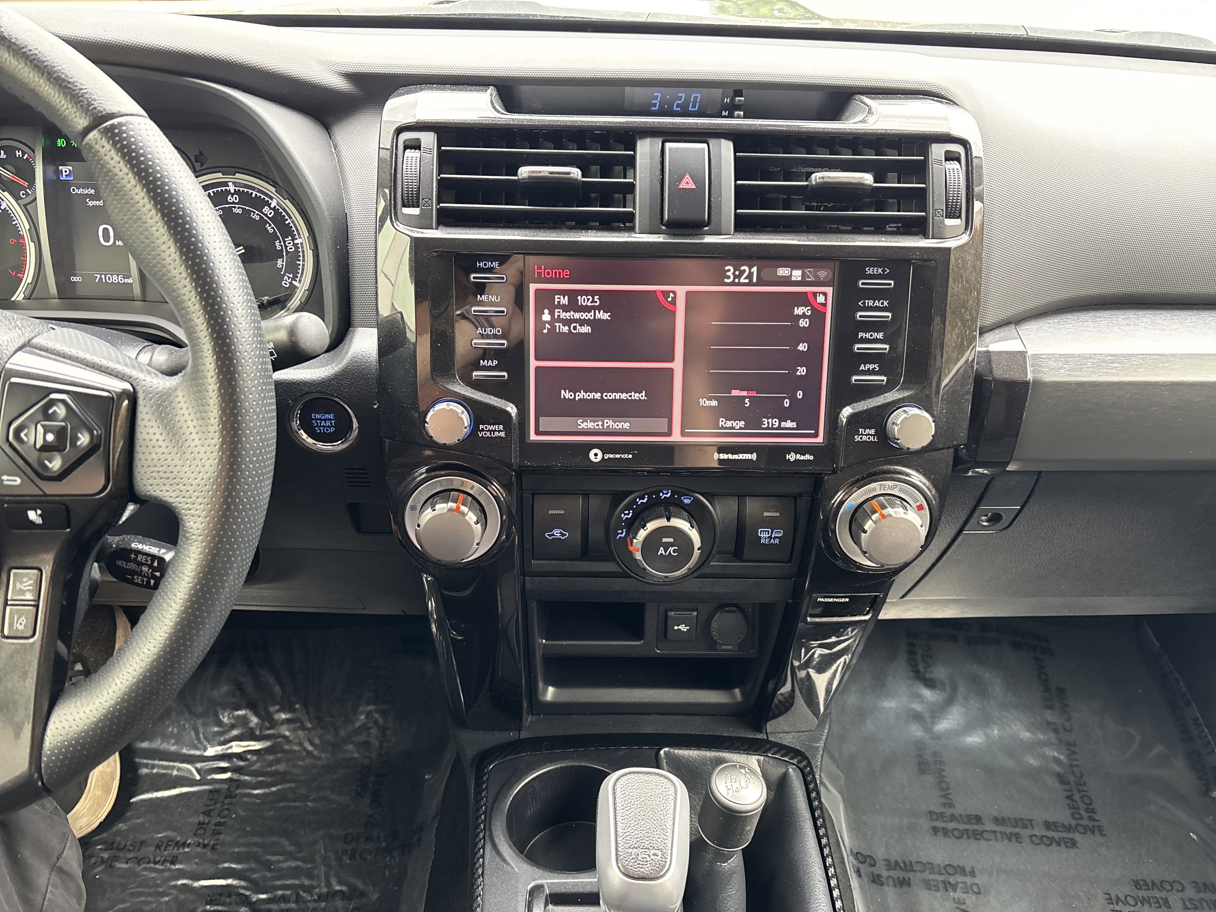 Used 2024 Toyota 4Runner TRD Off-Road AWD/4WD image 23