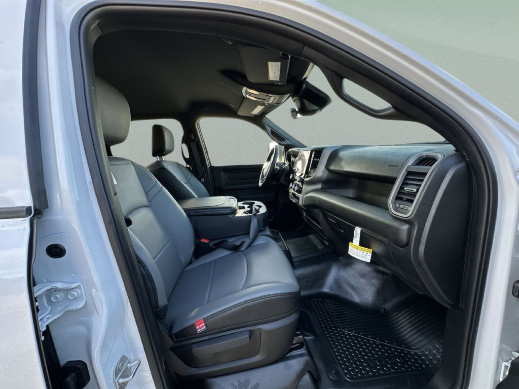 New 2027 RAM 3500 Tradesman AWD/4WD image 35