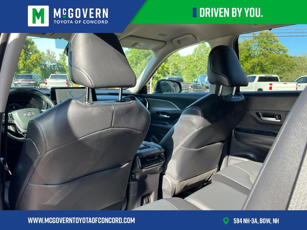 Used 2026 Toyota Grand Highlander AWD image 25