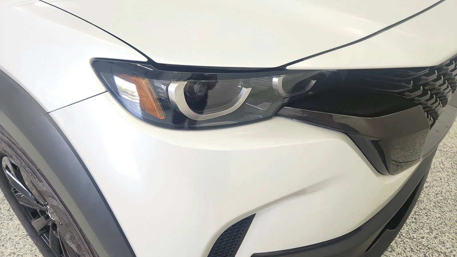 Used 2025 MAZDA CX-50 AWD 2.5 Hybrid w/ Premium Pkg image 32