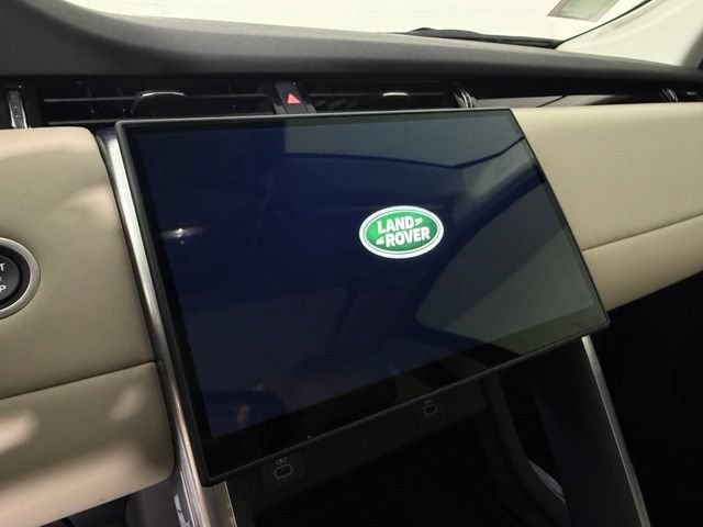 Certified 2025 Land Rover Discovery Sport S AWD/4WD image 17