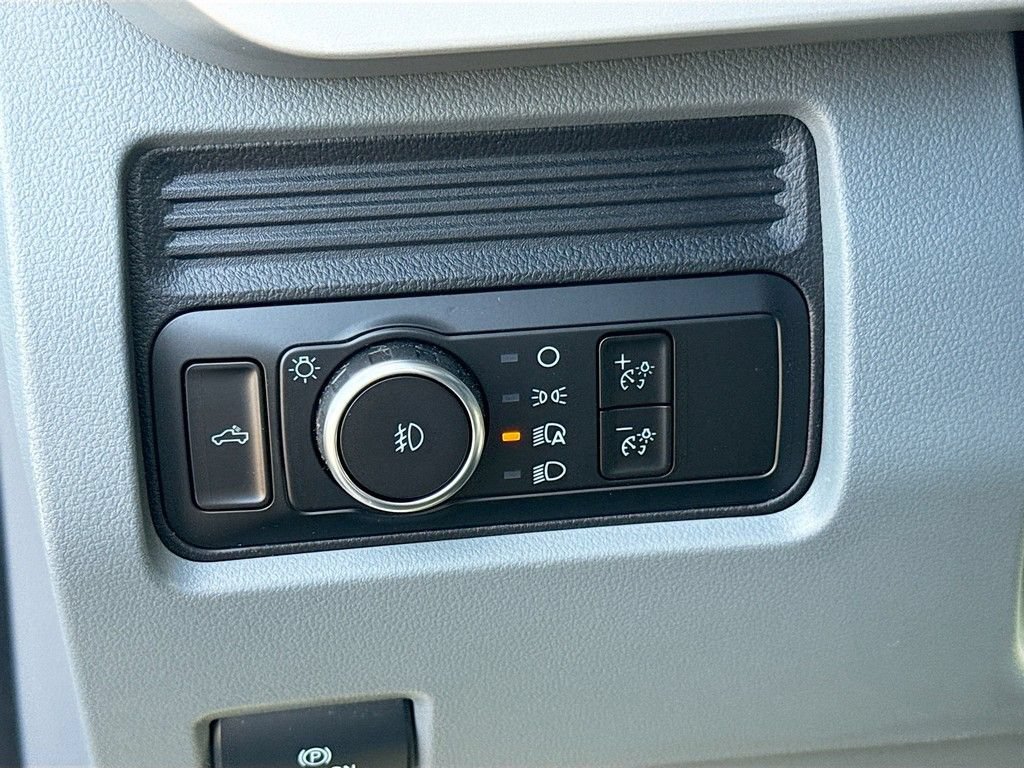 New 2026 Ford F350 XLT AWD/4WD image 23