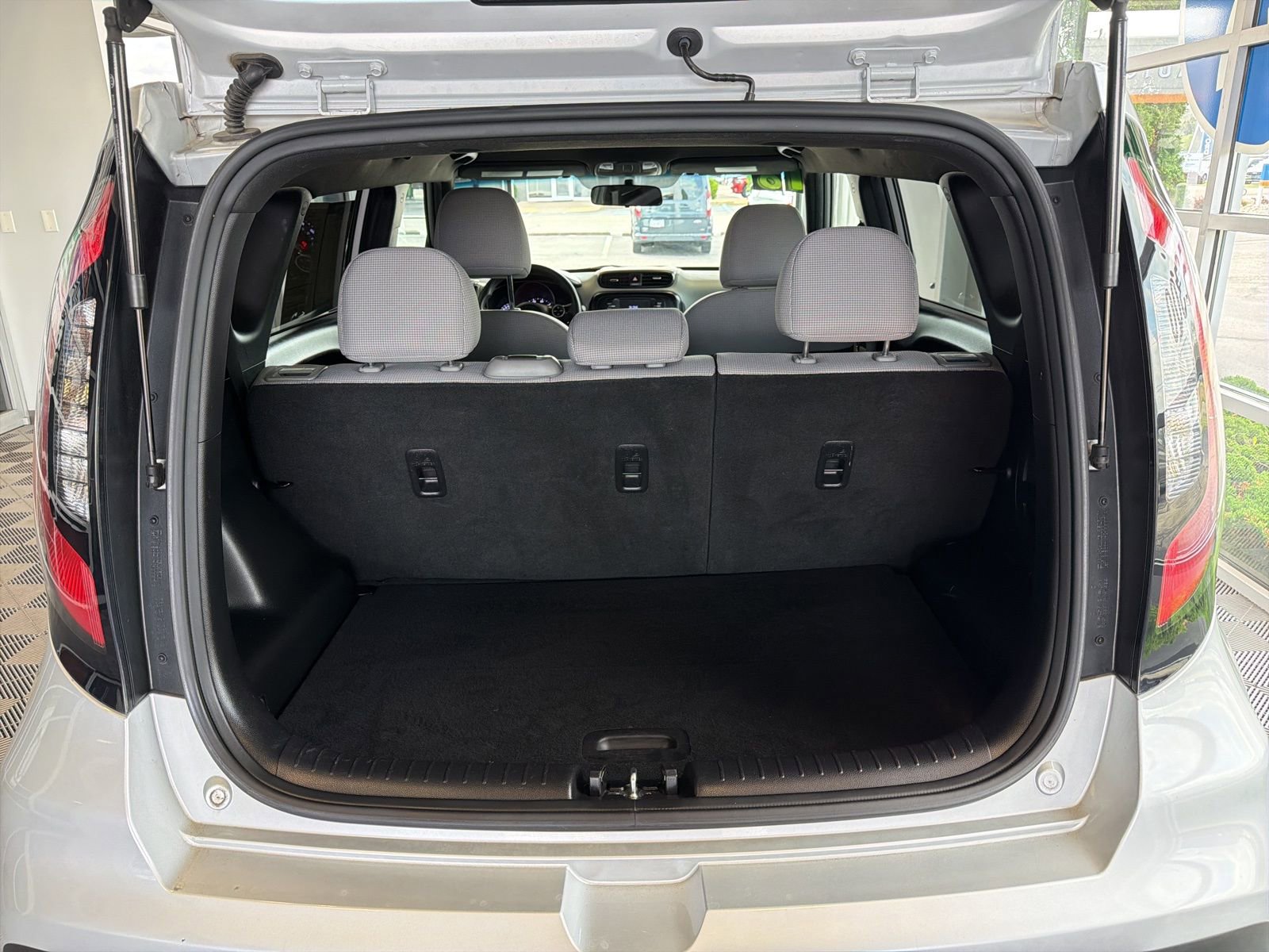 Used 2018 Kia Soul FWD image 11