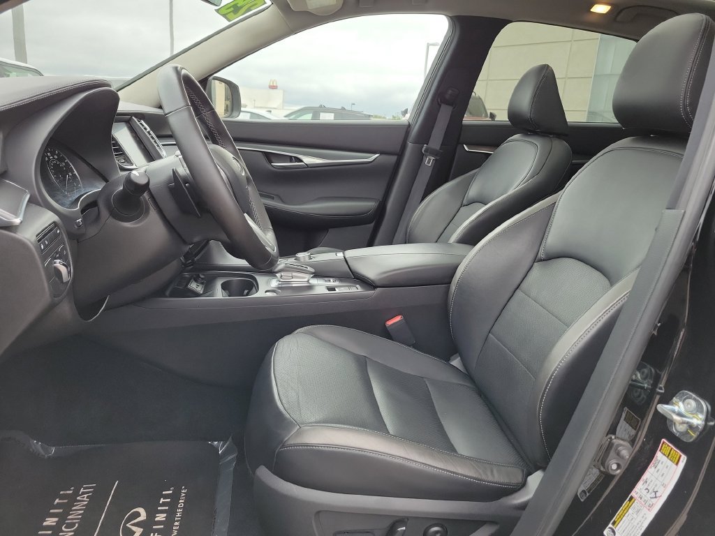 Used 2025 INFINITI QX50 Luxe AWD/4WD image 24