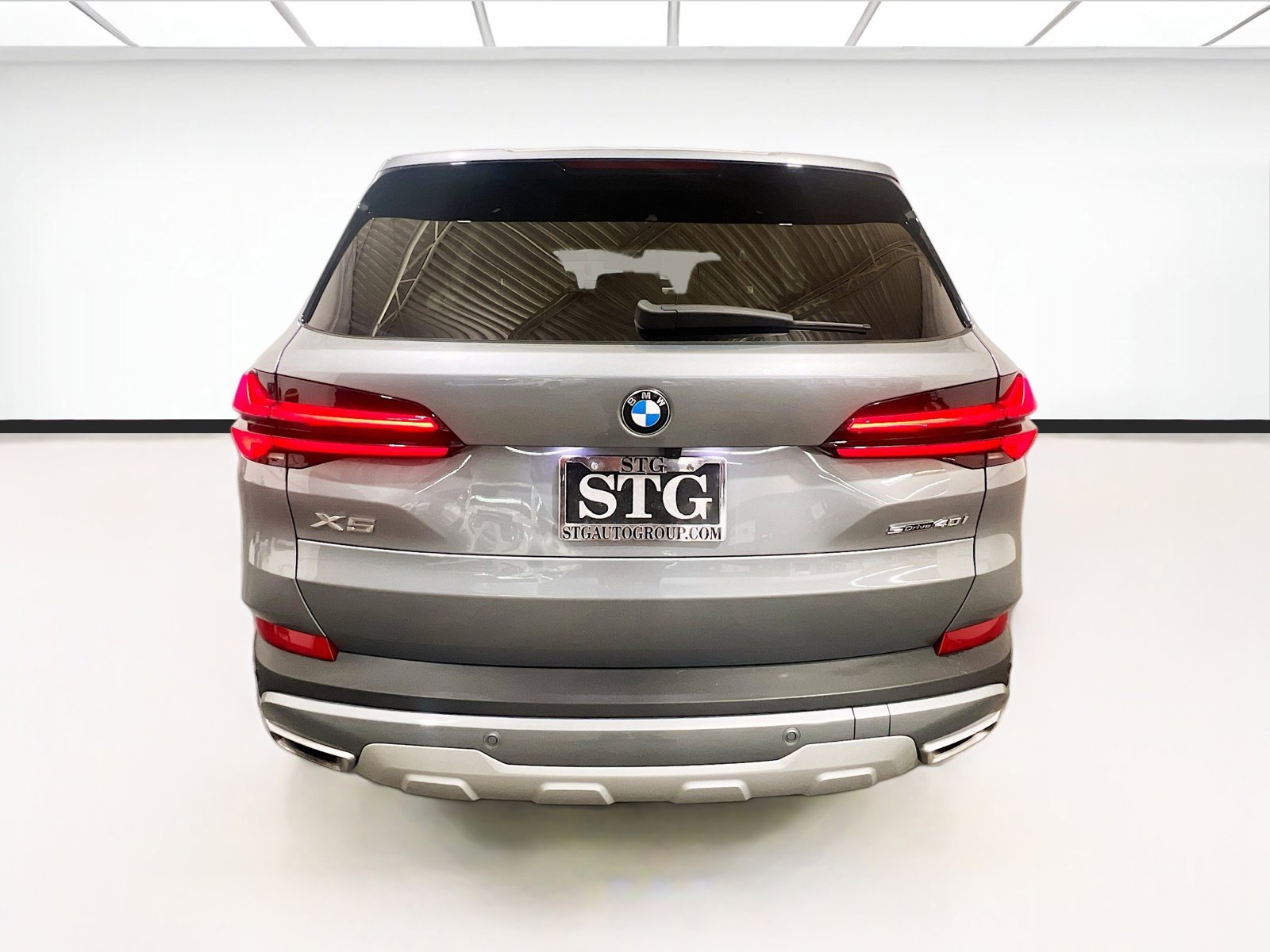 Used 2024 BMW X5 sDrive40i w/ Premium Package RWD image 5