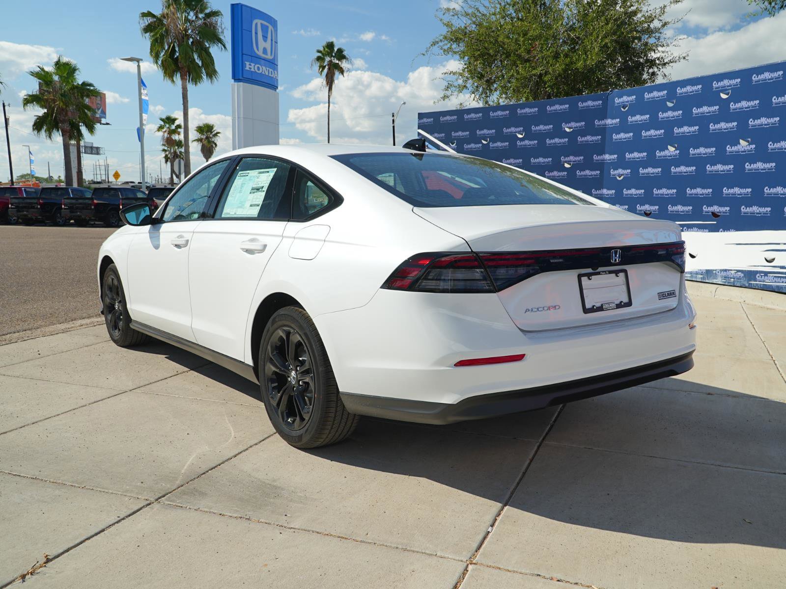 New 2025 Honda Accord SE image 9