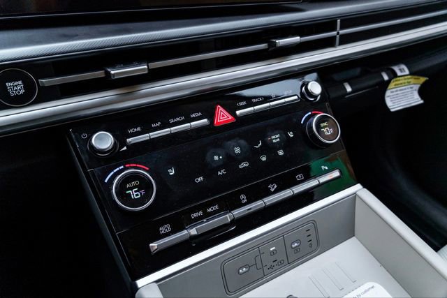 New 2025 Hyundai Santa Fe SEL image 17