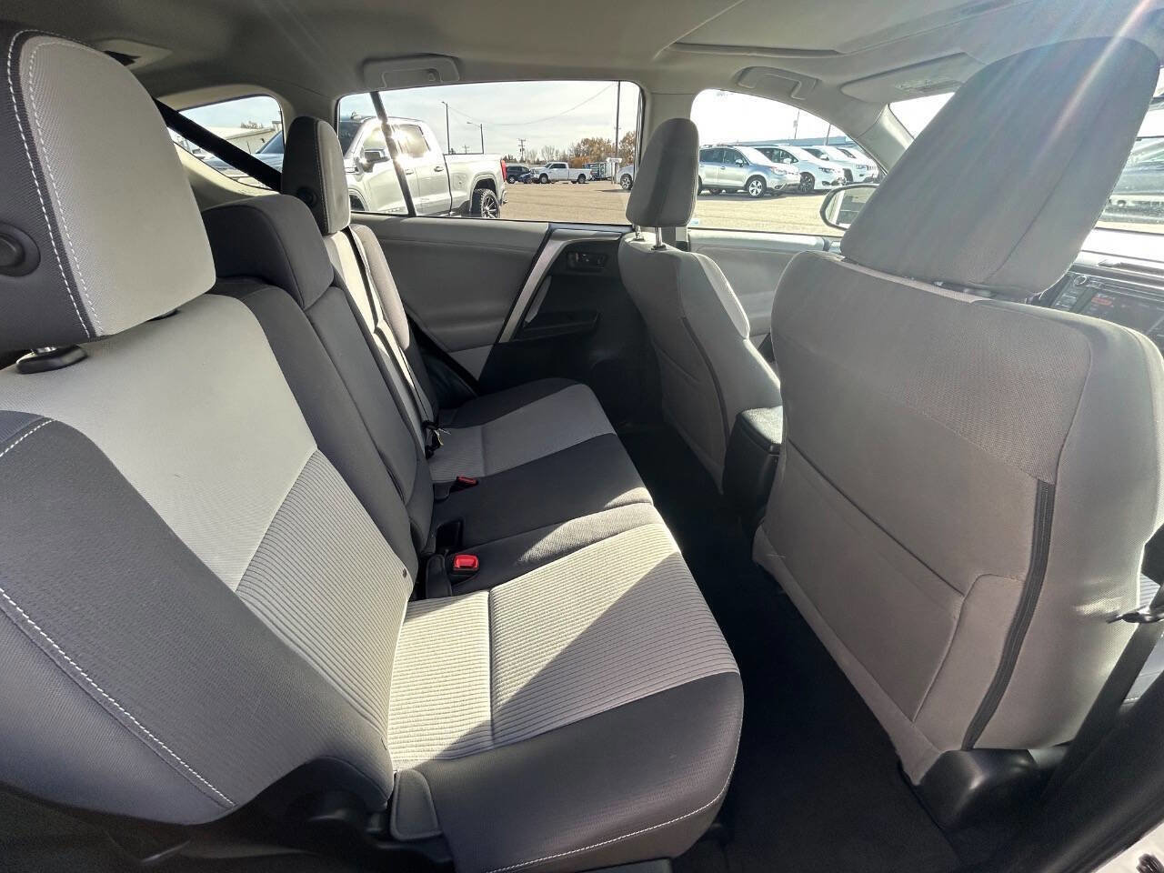 Used 2013 Toyota RAV4 XLE image 11