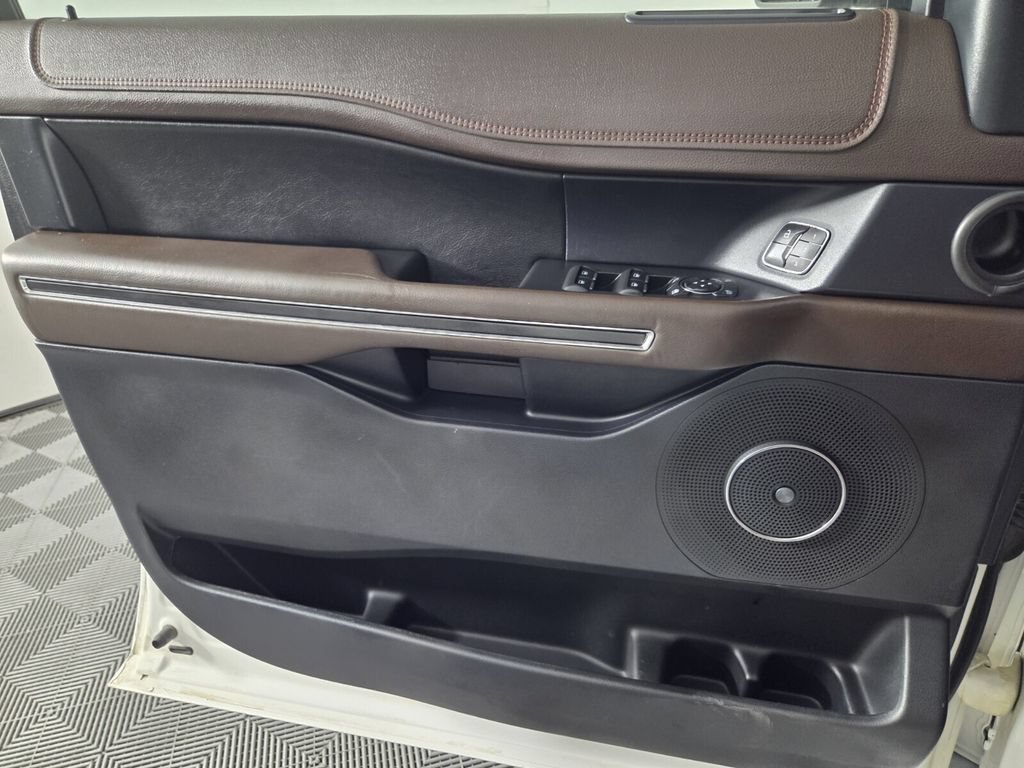 Used 2021 Ford Expedition King Ranch AWD/4WD image 21