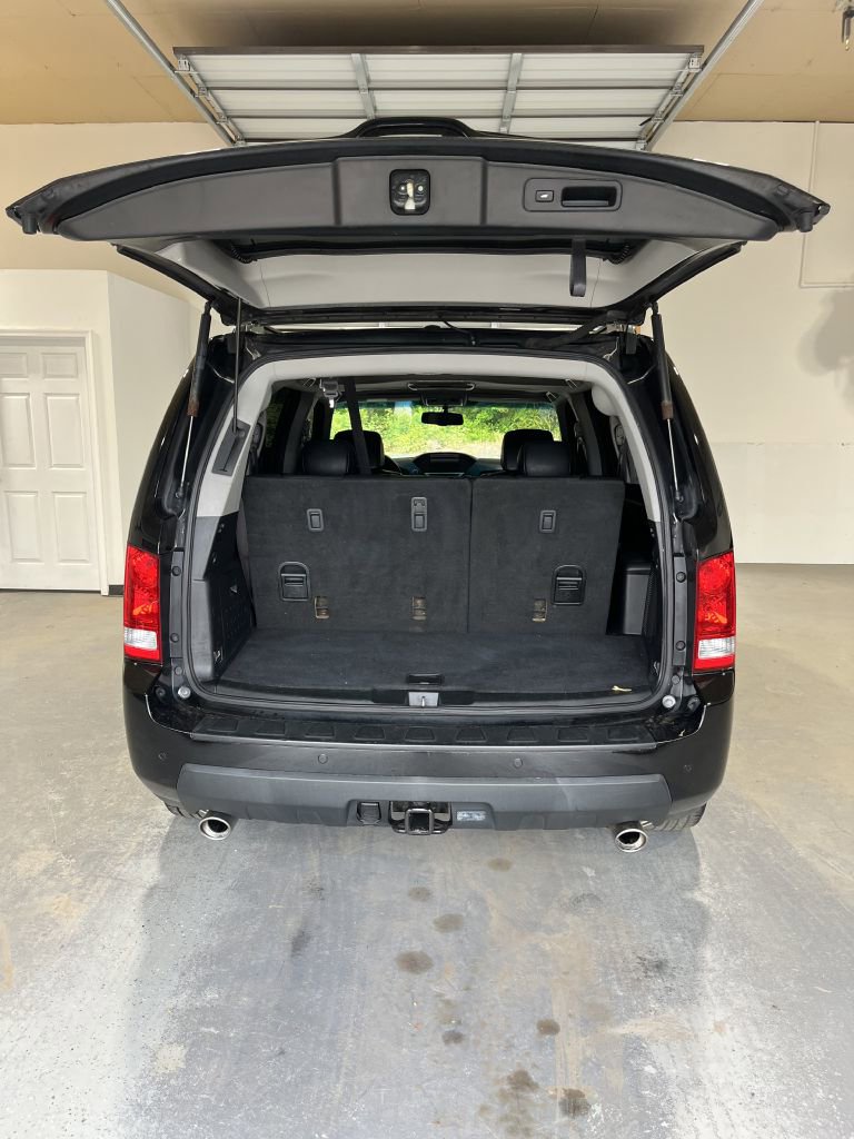 Used 2011 Honda Pilot Touring image 5