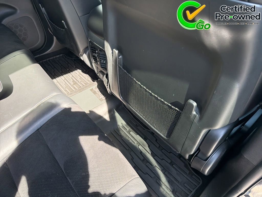 Used 2018 Jeep Grand Cherokee Altitude RWD image 26