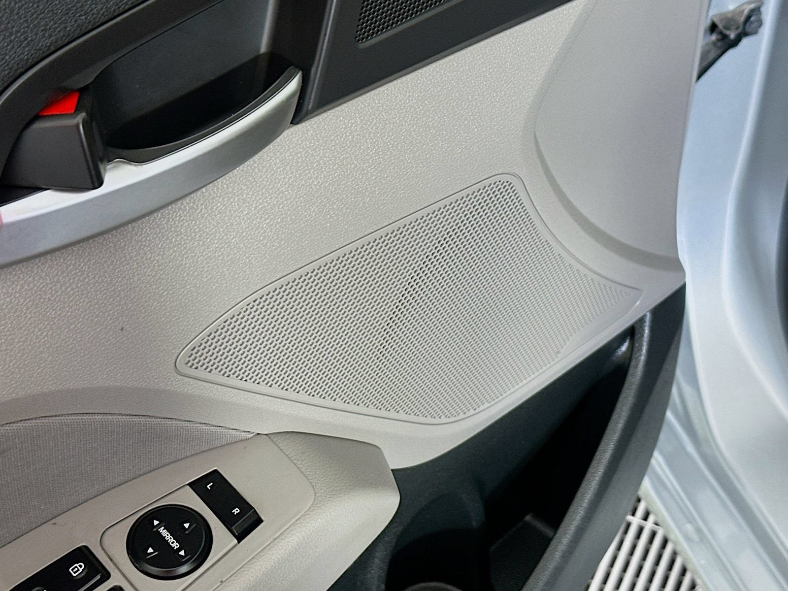 Used 2019 Hyundai Elantra SEL FWD image 19