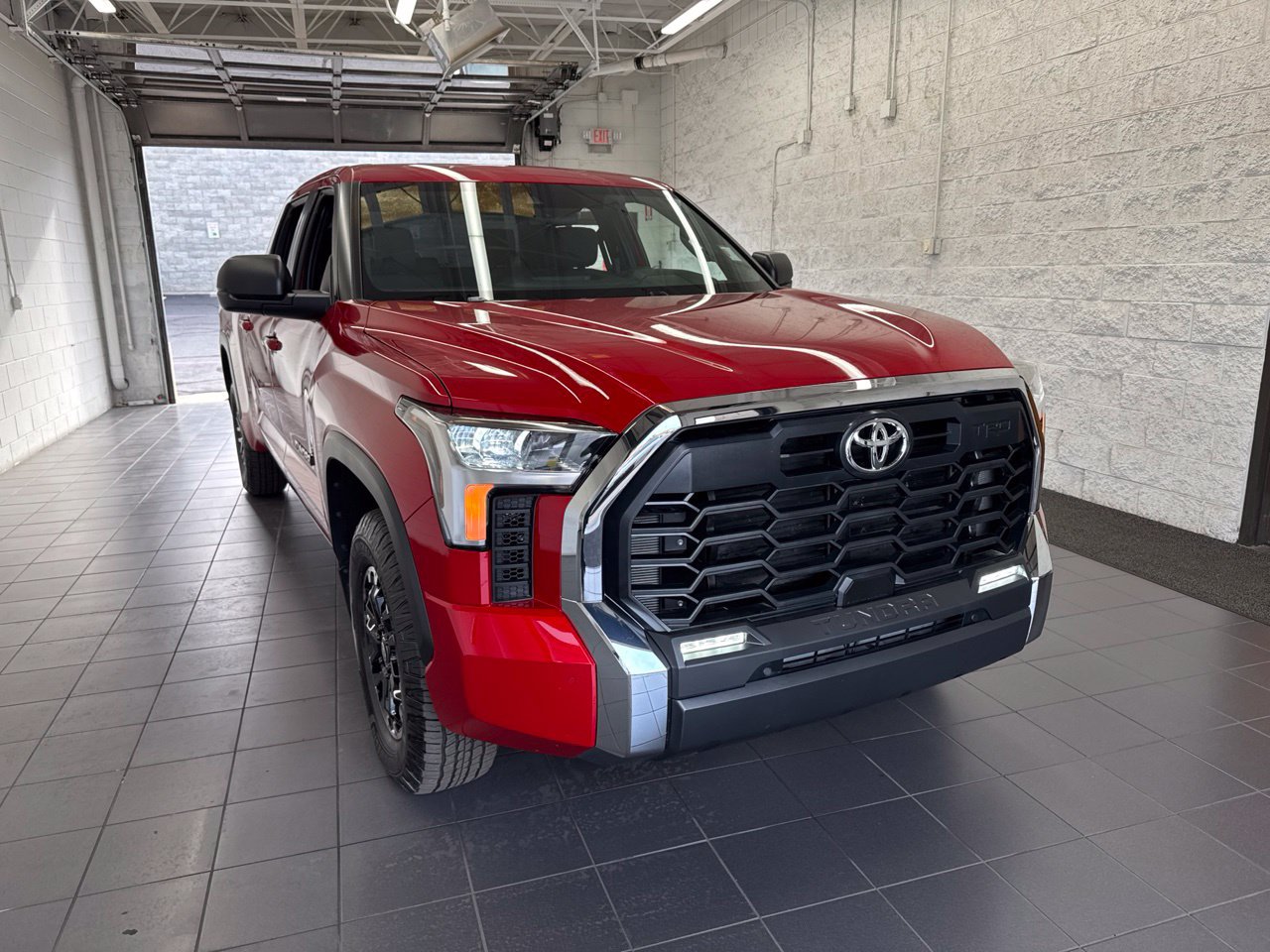 Certified 2026 Toyota Tundra SR5 w/ TRD Off-Road Package AWD/4WD image 2