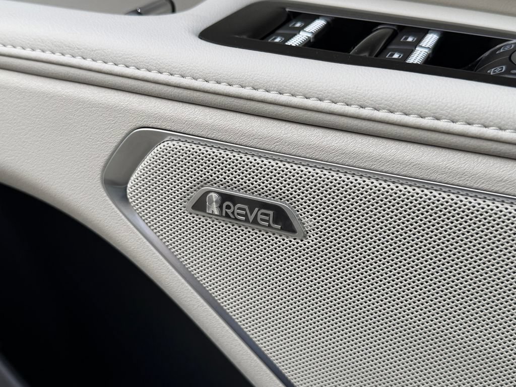New 2026 Lincoln Nautilus Hybrid AWD/4WD image 25