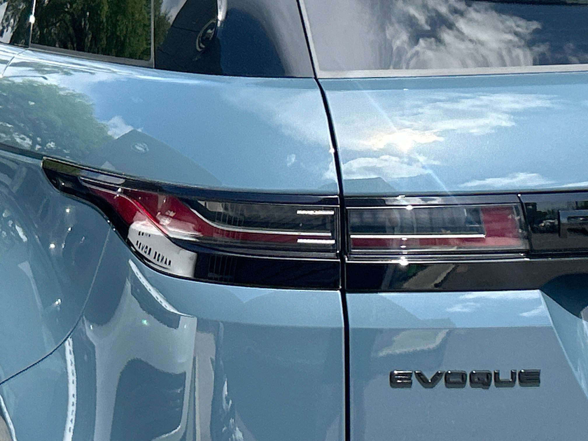 Used 2026 Land Rover Range Rover Evoque S image 7