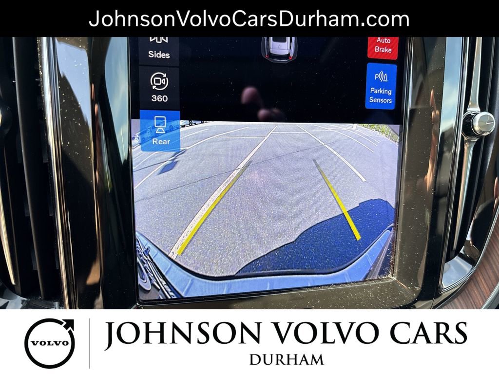Used 2023 Volvo XC60 B5 Plus w/ Climate Package AWD/4WD image 22