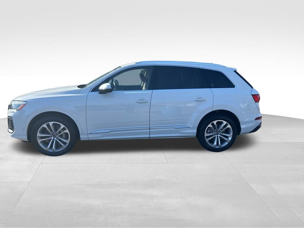 Used 2025 Audi Q7 3.0T Premium Plus image 2