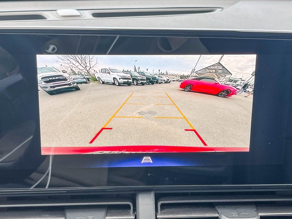 Certified 2024 Chevrolet Trax RS w/ Driver Confidence Package image 49