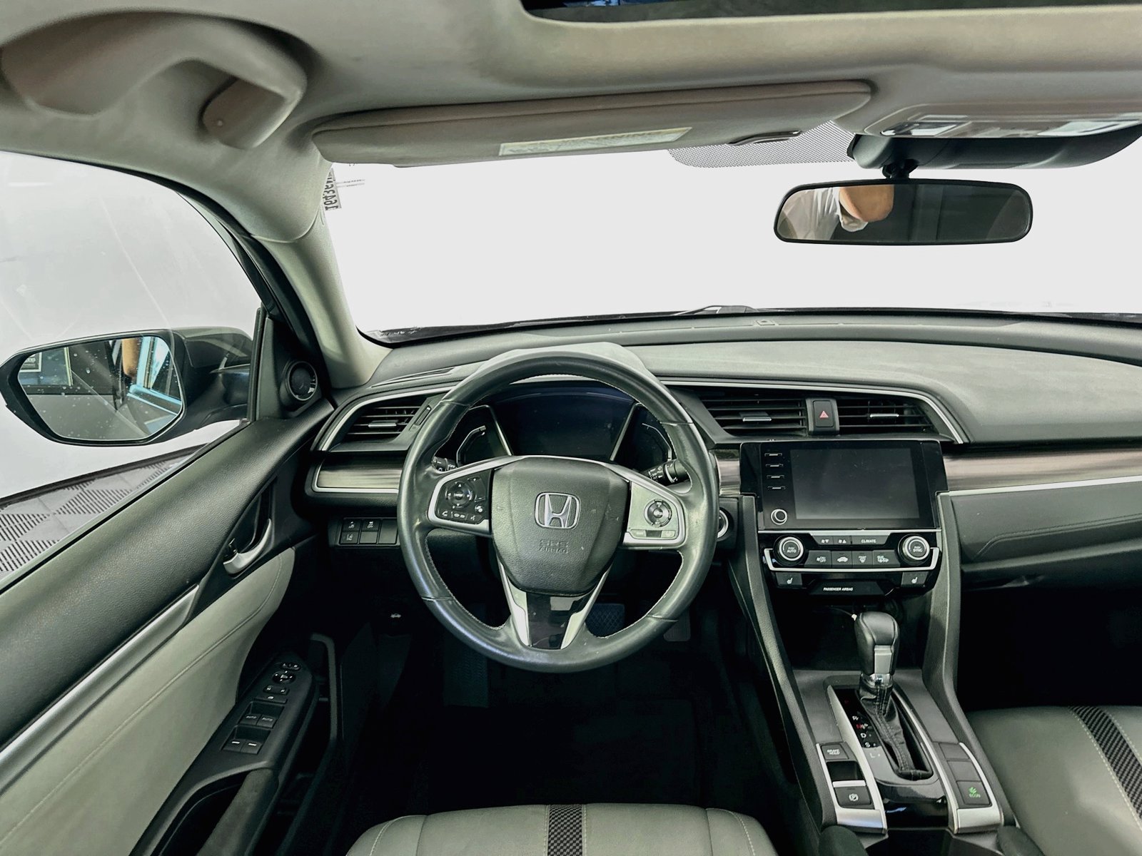 Used 2020 Honda Civic EX image 22