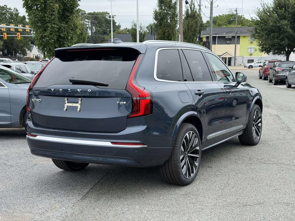 New 2026 Volvo XC90 T8 Plus w/ Protection Package AWD/4WD image 19