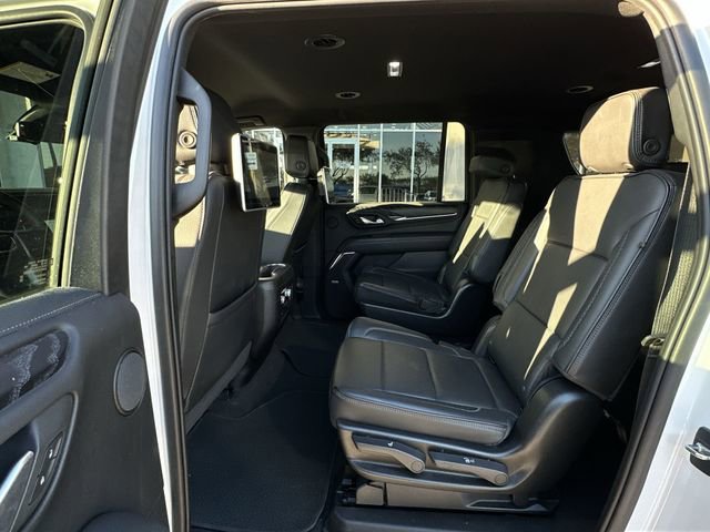 Used 2022 GMC Yukon XL Denali image 28