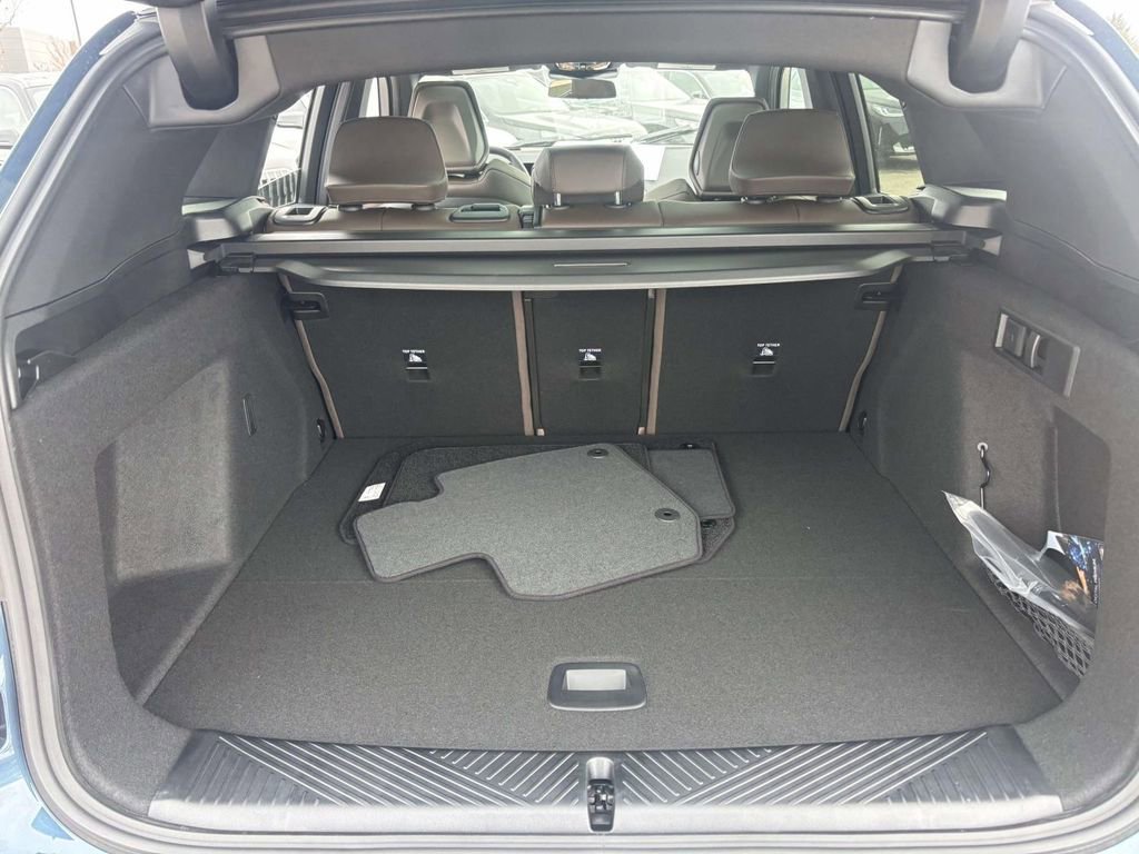 New 2026 BMW X3 xDrive30 w/ Premium Package image 9
