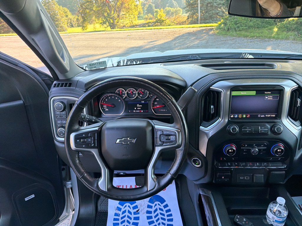 Used 2020 Chevrolet Silverado 1500 LT Trail Boss AWD/4WD image 29