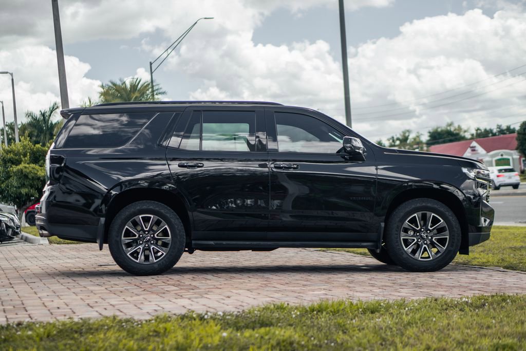 Used 2022 Chevrolet Tahoe RST w/ Sport Performance Package image 6