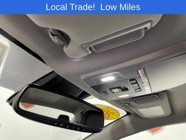 Used 2020 Toyota Camry XLE FWD image 18