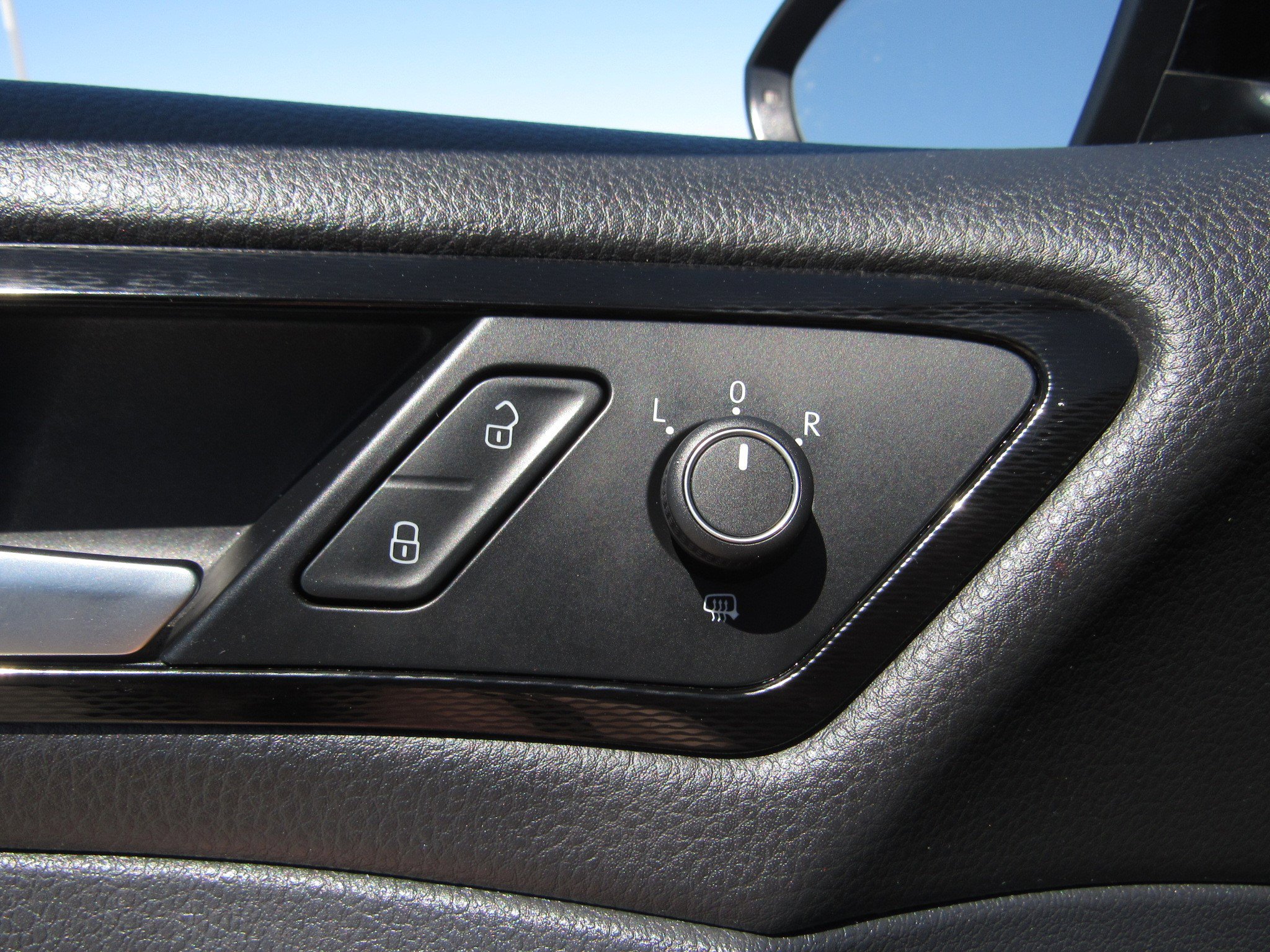 Used 2016 Volkswagen GTI SE image 19