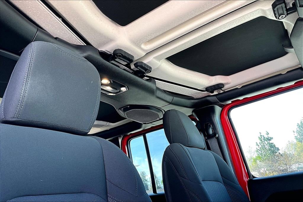 Used 2023 Jeep Wrangler Unlimited w/ 8.4" Radio Group image 14