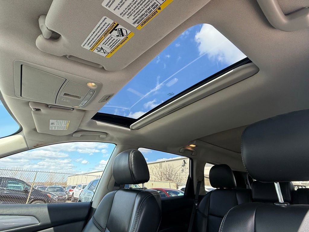 Used 2017 Nissan Pathfinder SL w/ SL Premium Package image 7