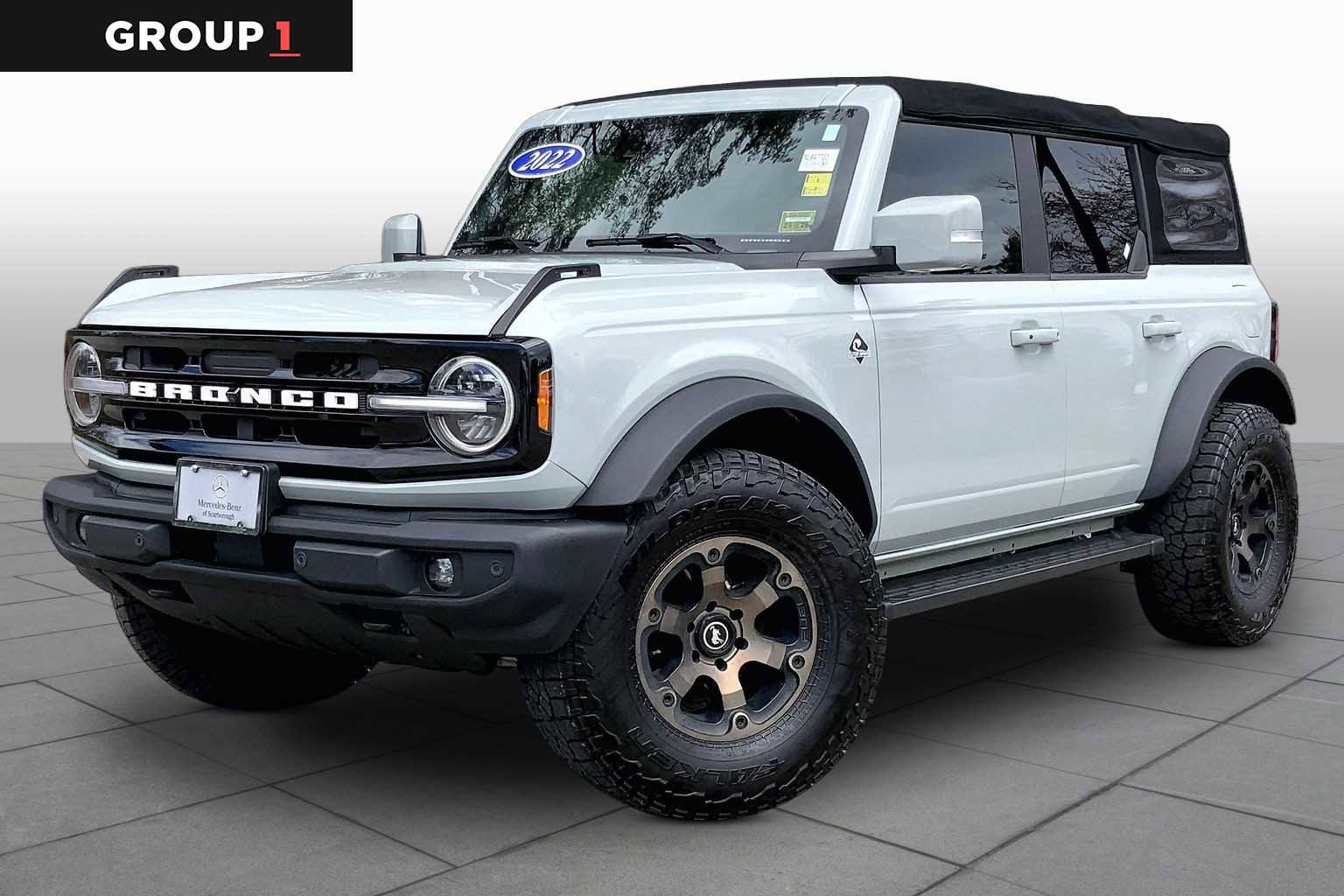 Used 2022 Ford Bronco Outer Banks AWD/4WD image 1