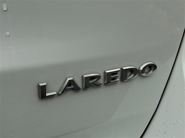 Used 2021 Jeep Grand Cherokee Laredo X image 32