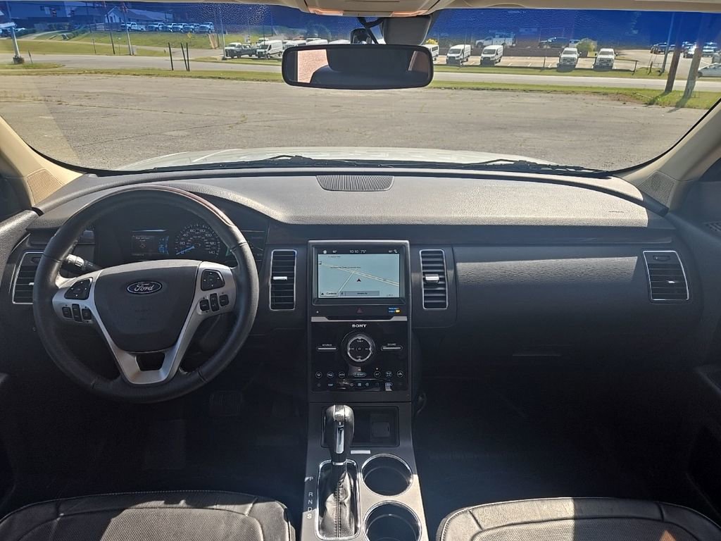 Used 2019 Ford Flex Limited FWD image 2