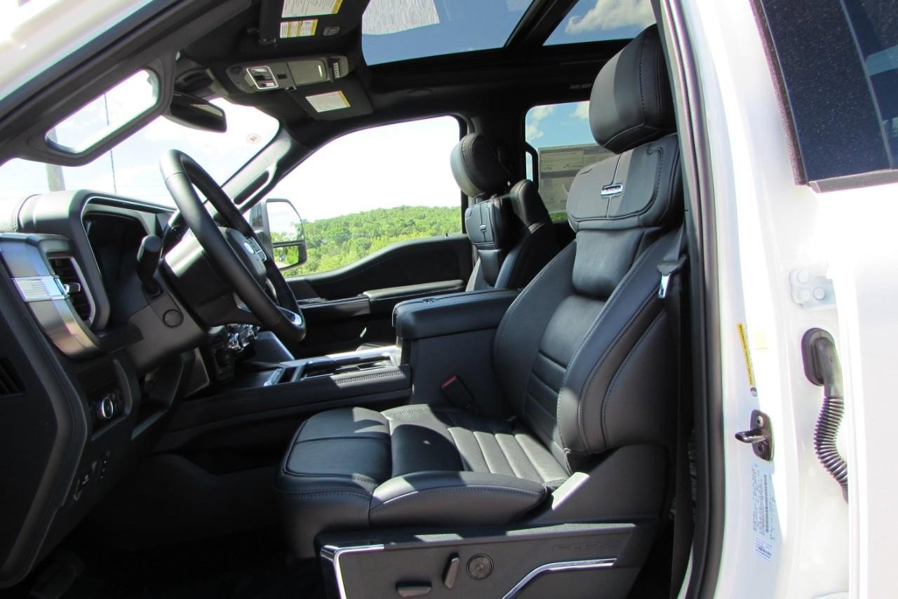 New 2025 Ford F250 Platinum image 20