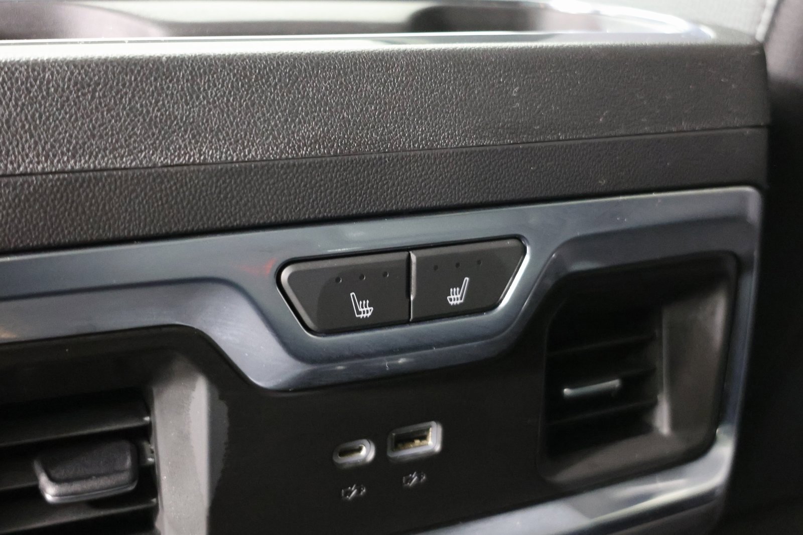 Used 2023 GMC Sierra 1500 Denali w/ Denali Reserve Package image 34