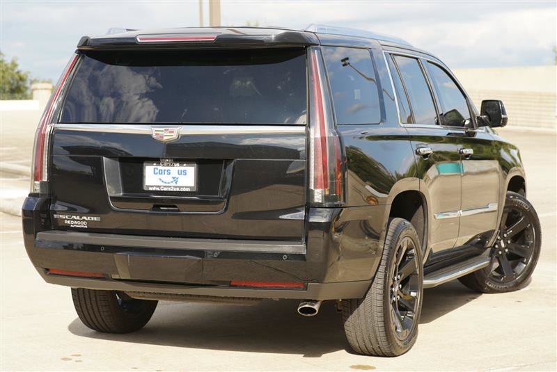 Used 2017 Cadillac Escalade Luxury AWD/4WD image 6