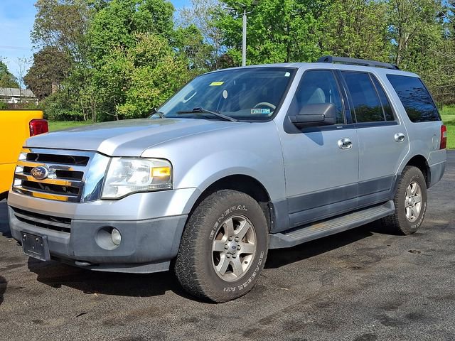 Used 2011 Ford Expedition XL w/ Fleet Convenience Pkg AWD/4WD image 2