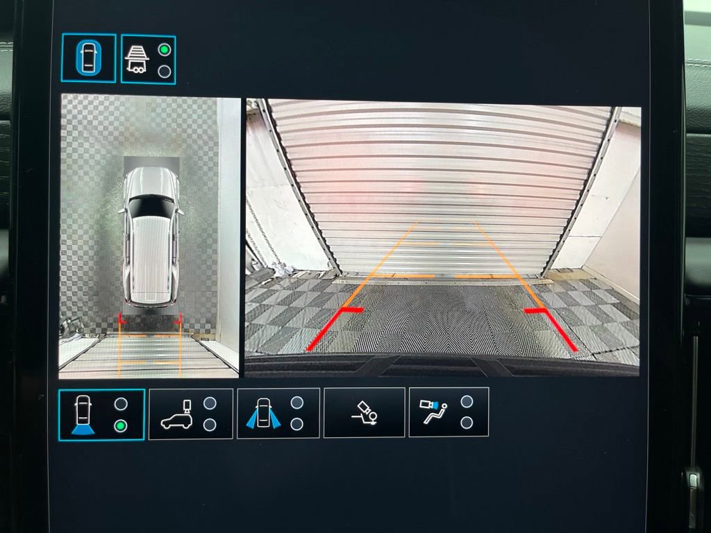 New 2026 GMC Yukon AT4 Ultimate AWD/4WD image 12