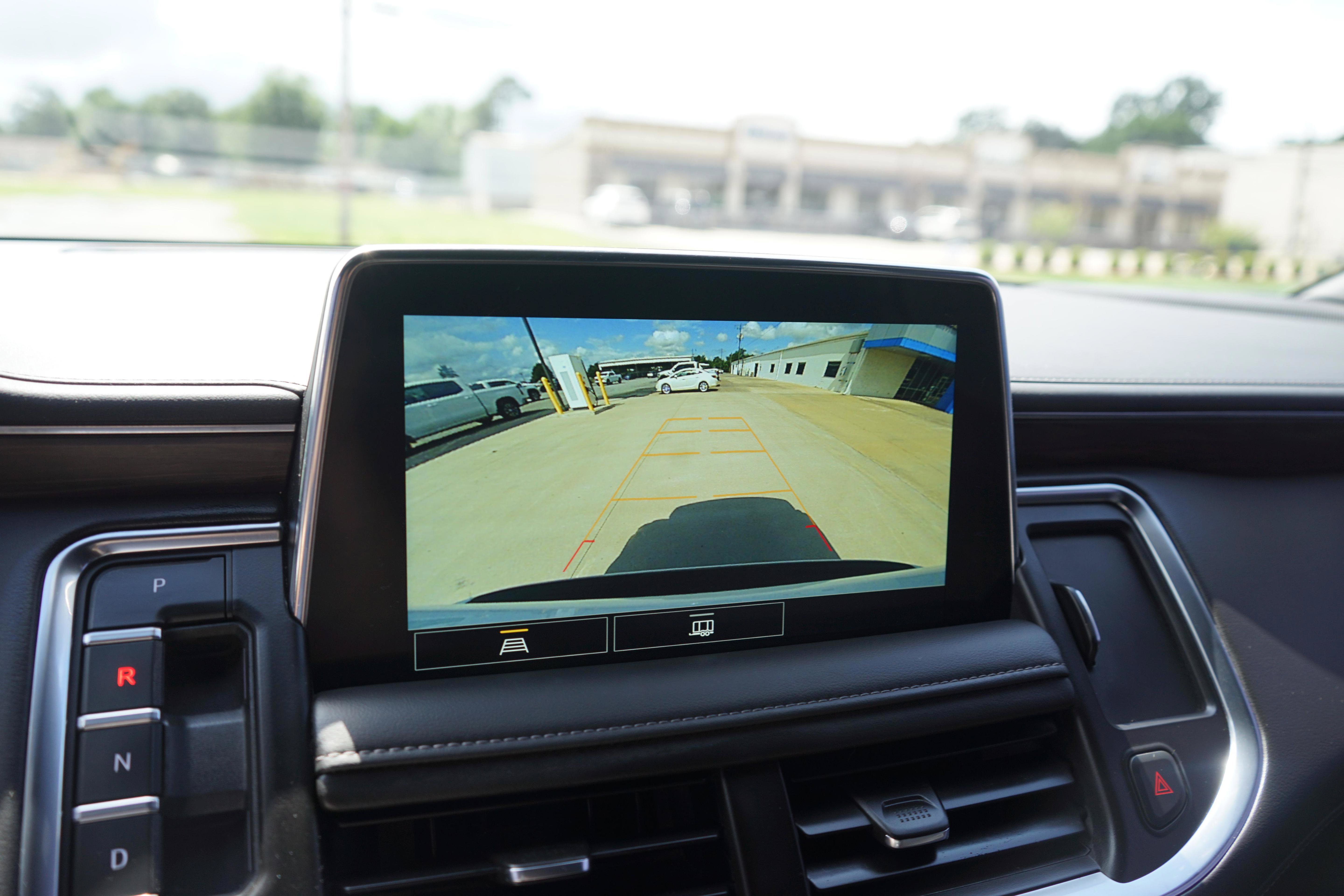 Used 2021 Chevrolet Tahoe Z71 w/ Rear Media and Nav Package AWD/4WD image 15