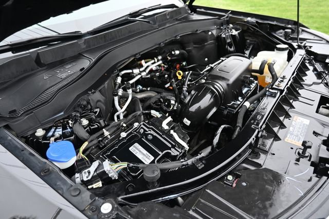 Used 2022 Ford Explorer XLT w/ Equipment Group 202A image 14