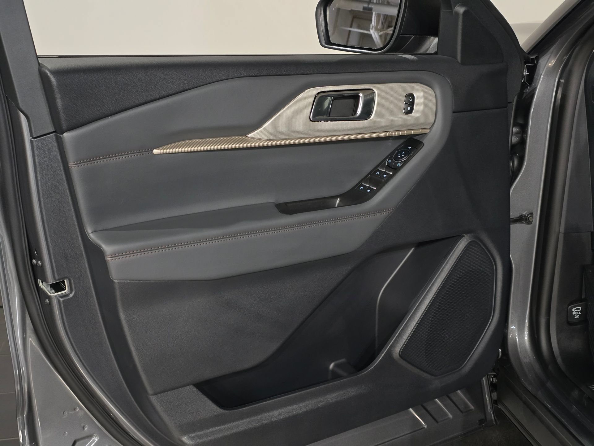 New 2026 Ford Explorer Active AWD/4WD image 16