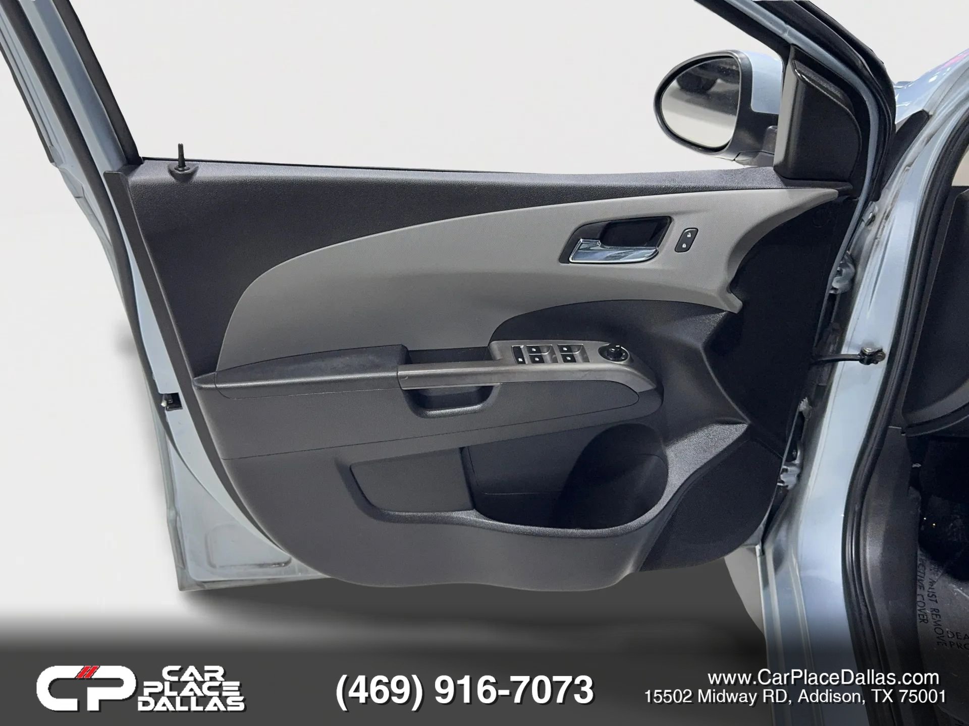 Used 2017 Chevrolet Sonic Premier FWD image 15