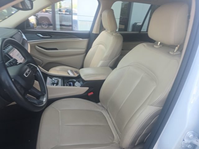 Used 2022 Jeep Grand Cherokee Limited AWD/4WD image 10