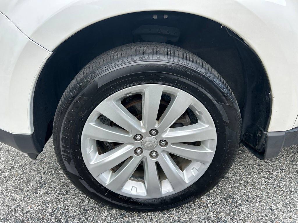 Used 2013 Subaru Forester 2.5X Premium AWD/4WD image 14