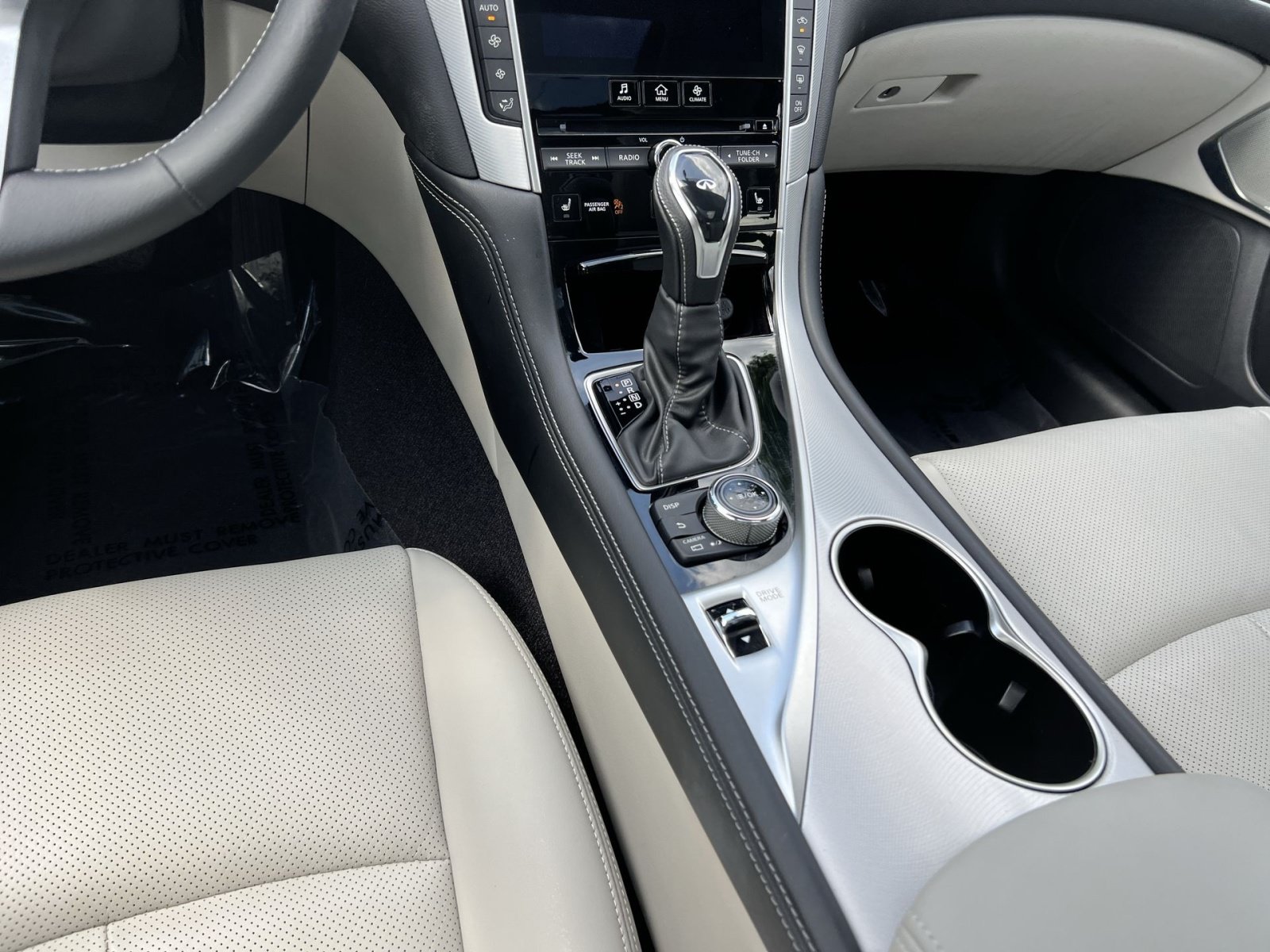 Used 2022 INFINITI Q50 Luxe w/ Cargo Package AWD/4WD image 22