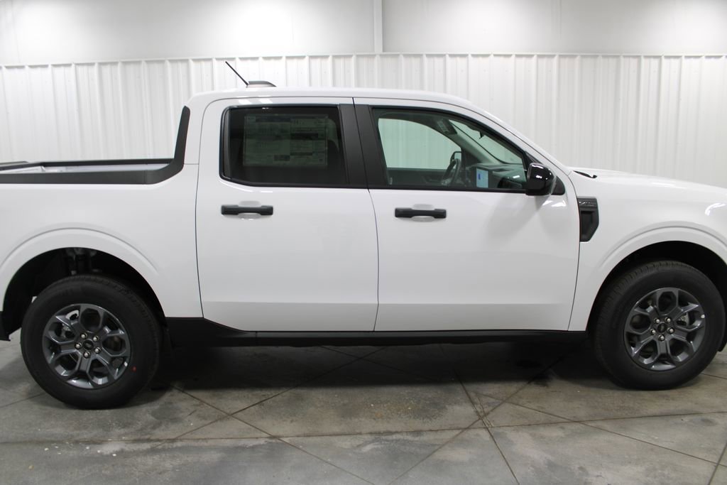 New 2025 Ford Maverick XLT w/ XLT Luxury Package image 10
